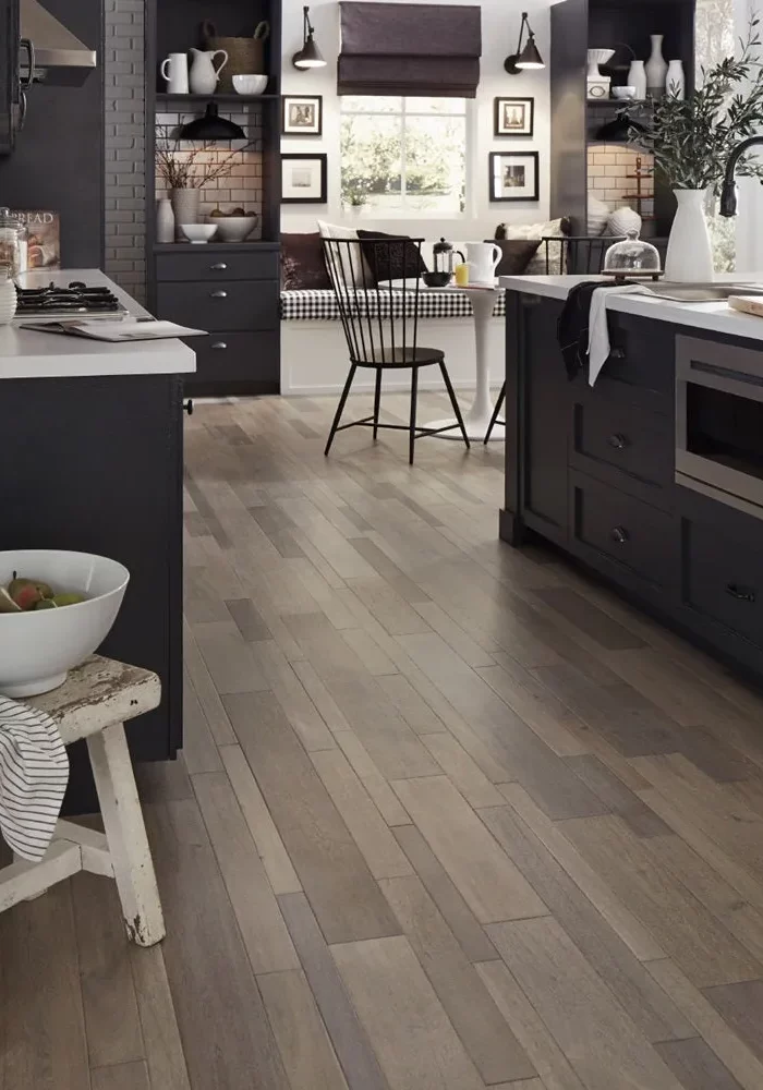 Wall to wall Hardwood | Great Floors